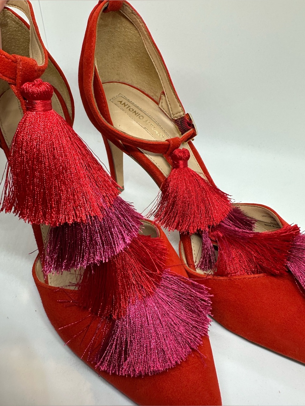 Antonio Melani Camalia Tomato Pure Red Suede Tassel Pointed Slingback Heels 8.5M - Picture 4 of 10